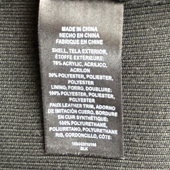 Faux Fur Vest - Picture 8 of 8